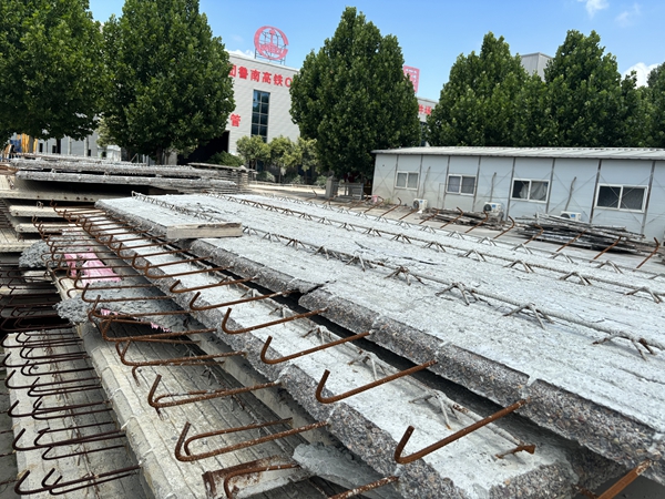 混凝土预制叠合板